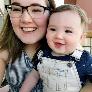 Meet your Posher, Emily